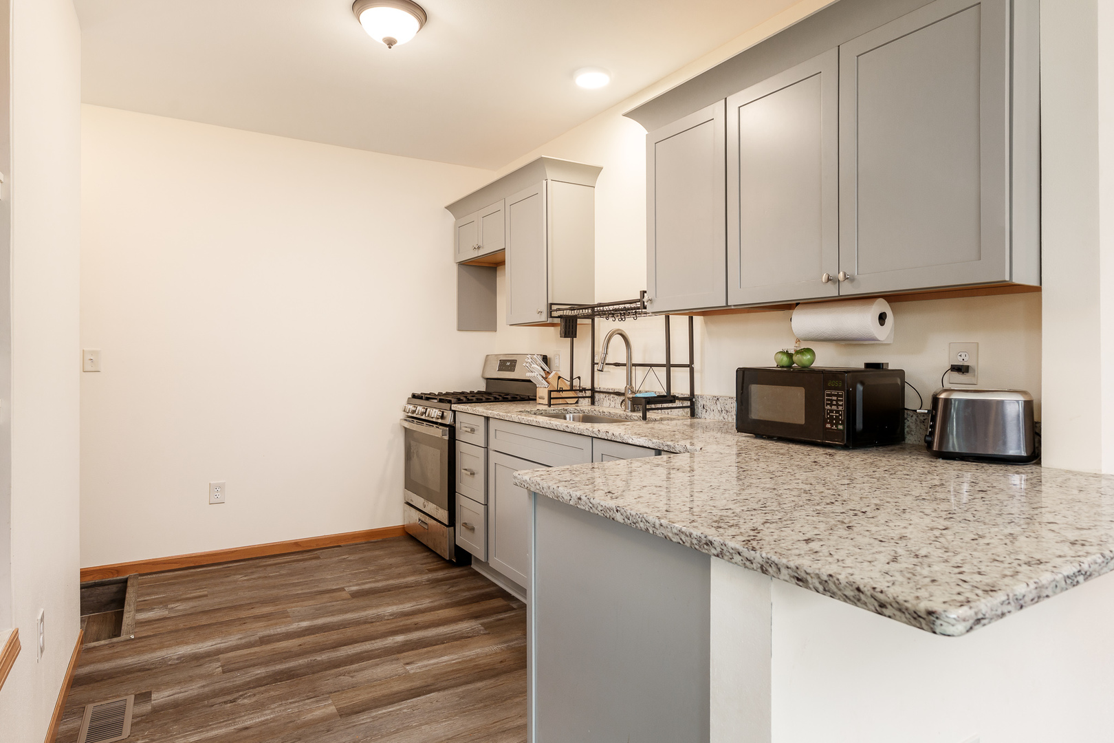 2411 Knight Avenue Property Photo 17