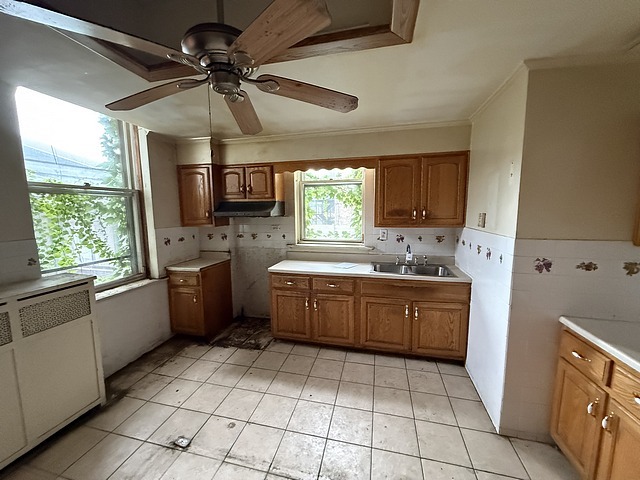 6625 S Woodlawn Avenue Property Photo 11