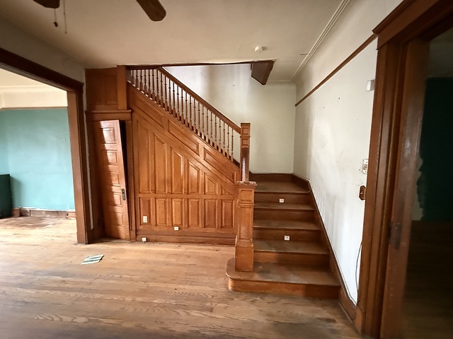 6625 S Woodlawn Avenue Property Photo 14