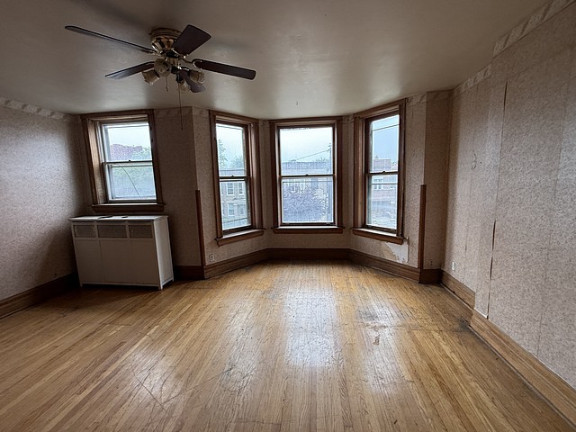6625 S Woodlawn Avenue Property Photo 16