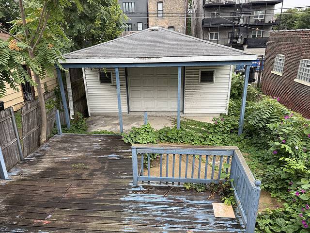 6625 S Woodlawn Avenue Property Photo 24