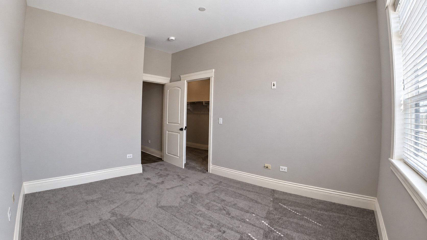 10765 Clocktower Drive 601 Property Photo 5