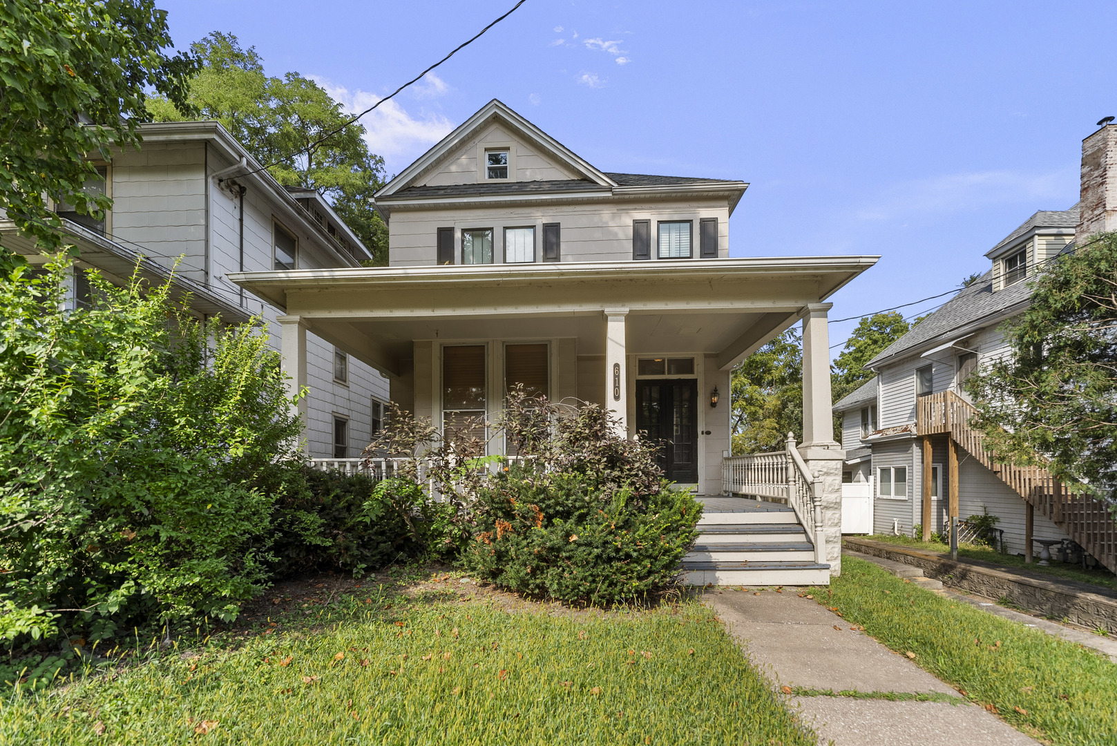 610 30th Street Property Photo 1