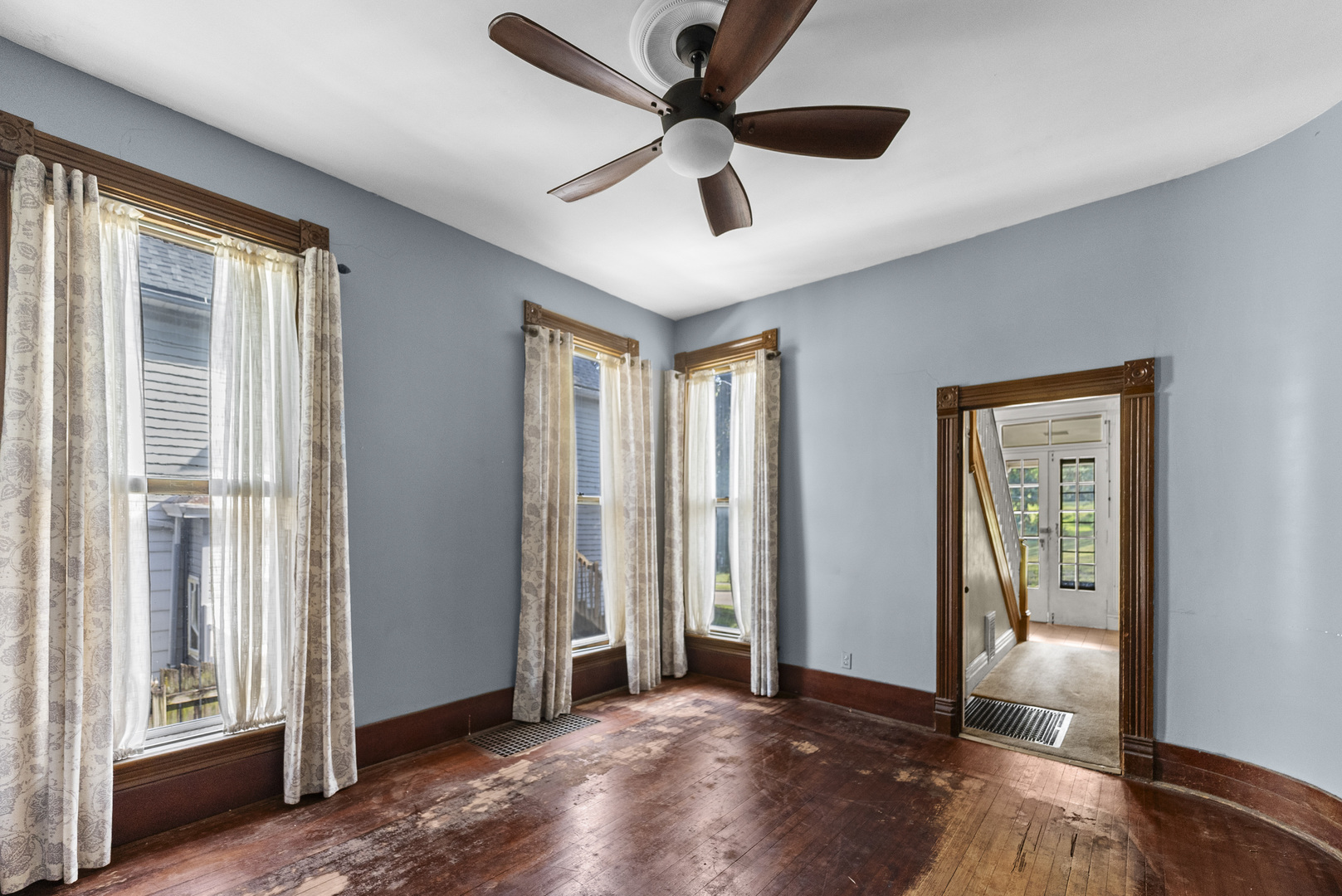 610 30th Street Property Photo 6