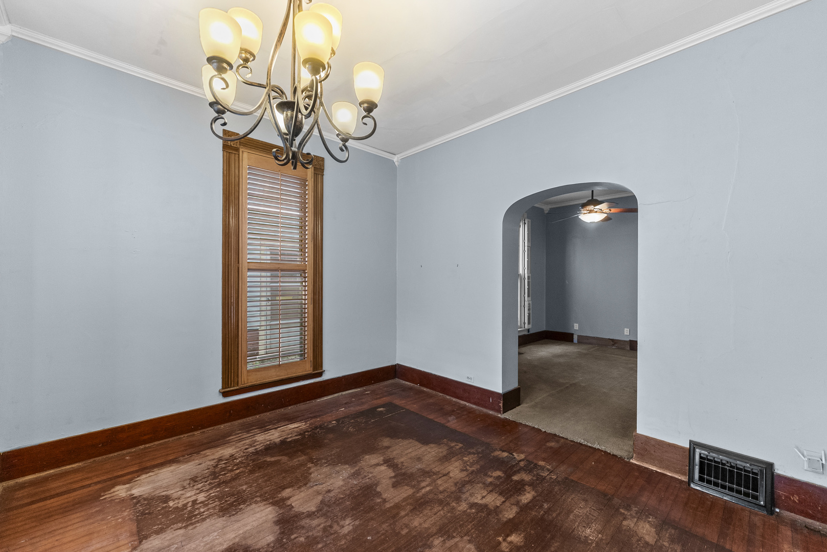 610 30th Street Property Photo 8
