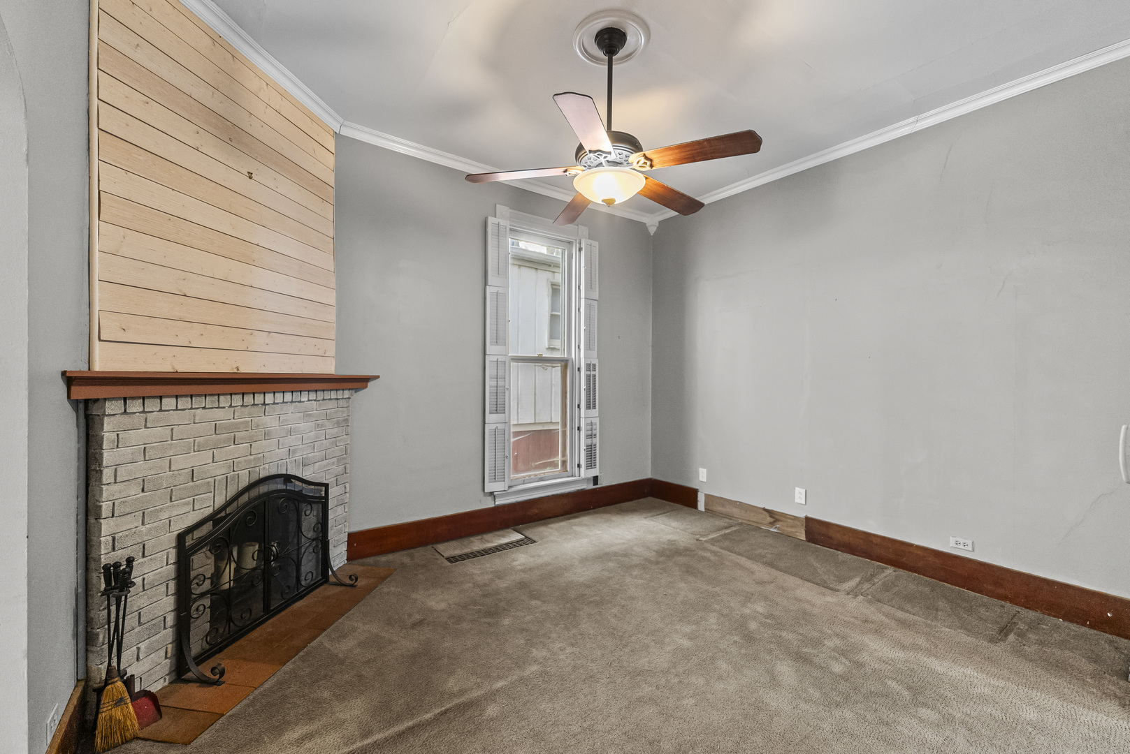 610 30th Street Property Photo 10