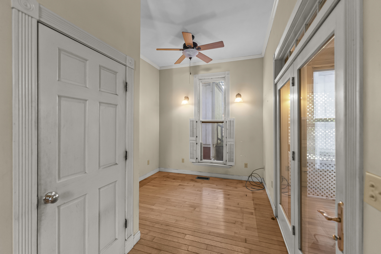 610 30th Street Property Photo 11