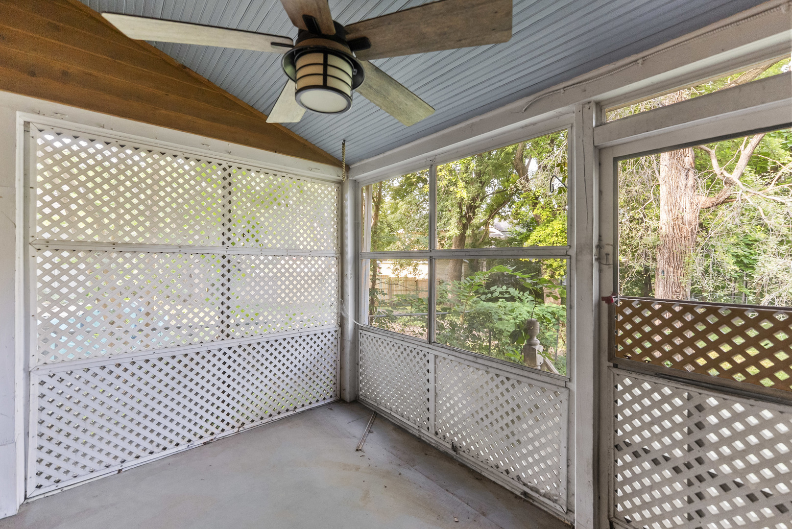 610 30th Street Property Photo 34