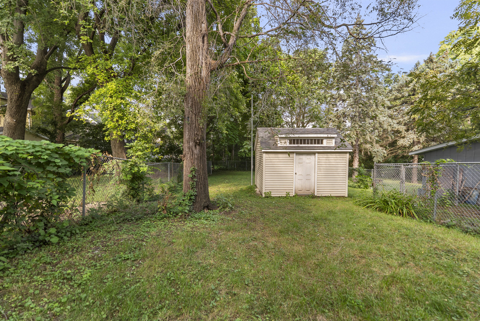 610 30th Street Property Photo 37