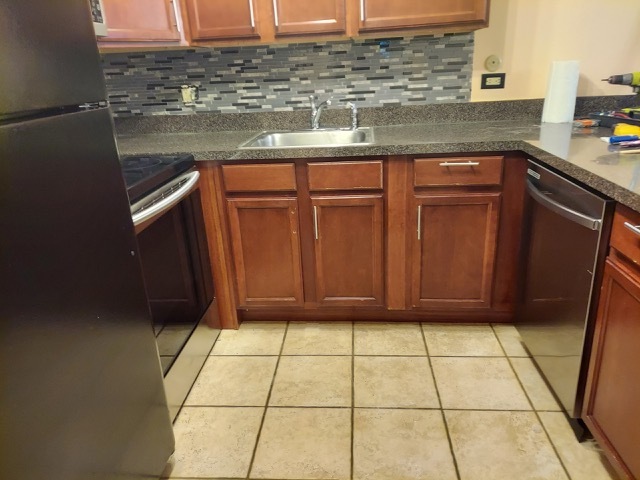 5813 Oakwood Drive D Property Photo 5