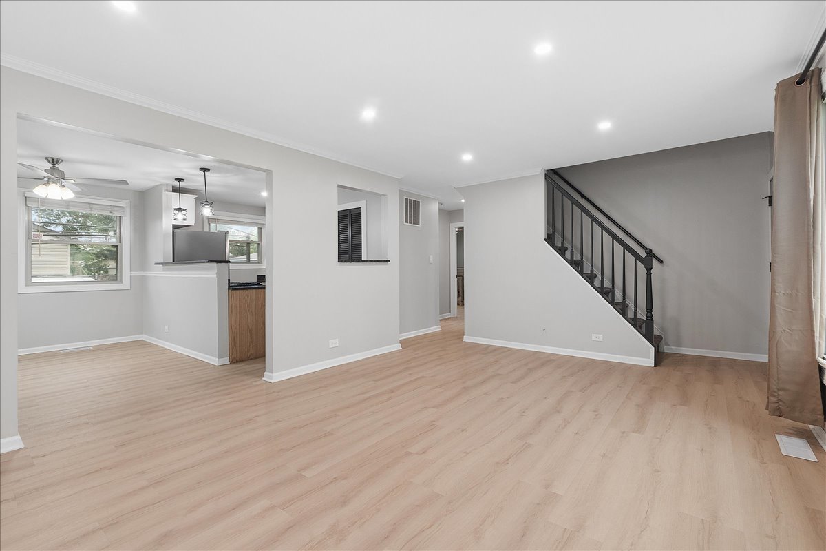5230 Pleasant Lane Property Photo 4