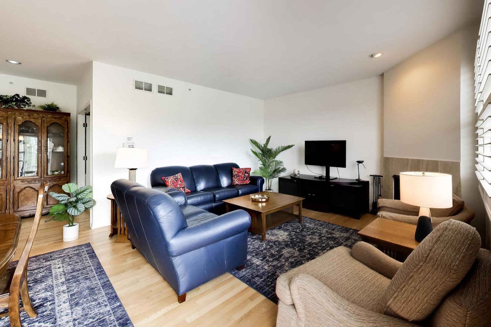 12755302 Property Photo 8
