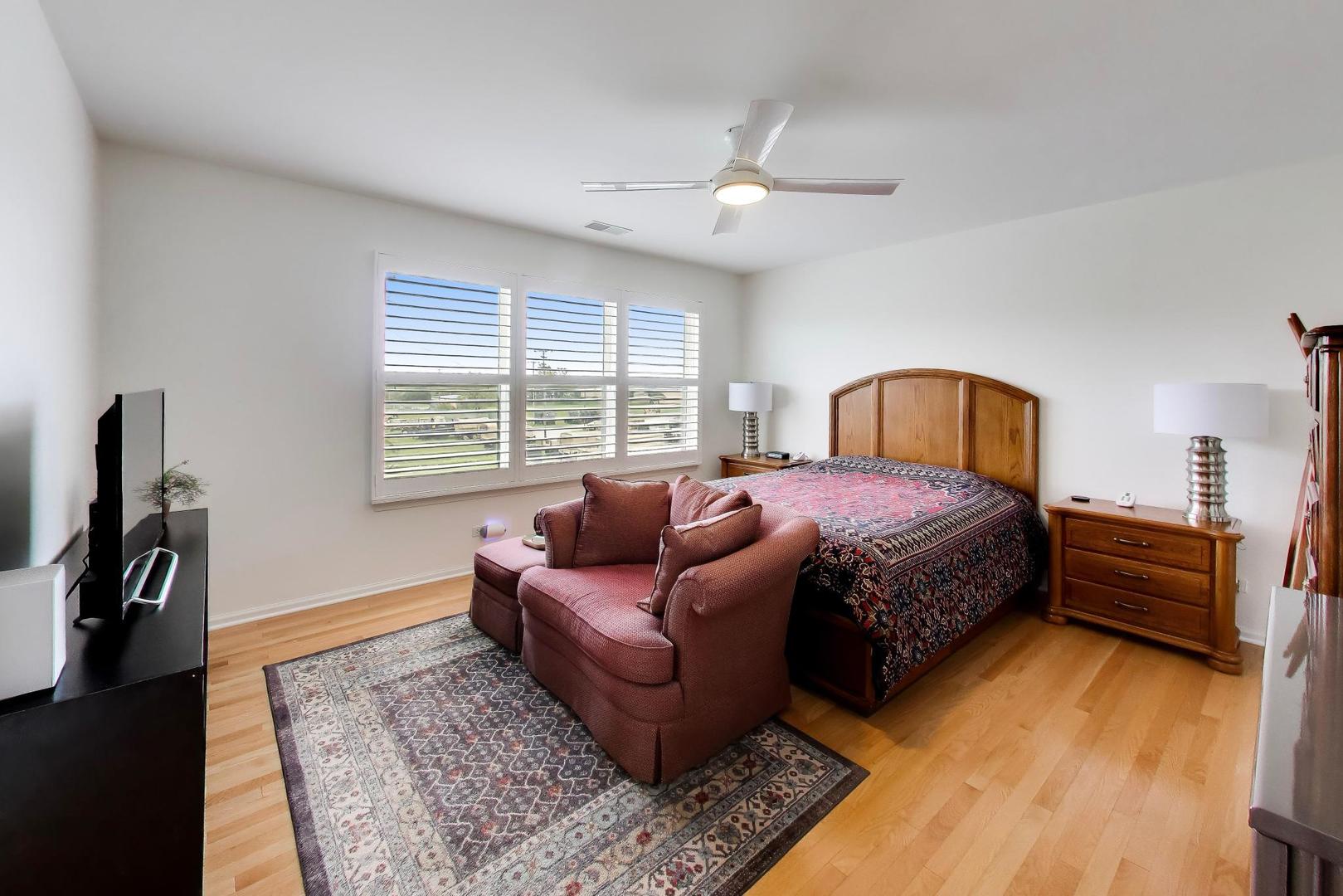 12755302 Property Photo 18