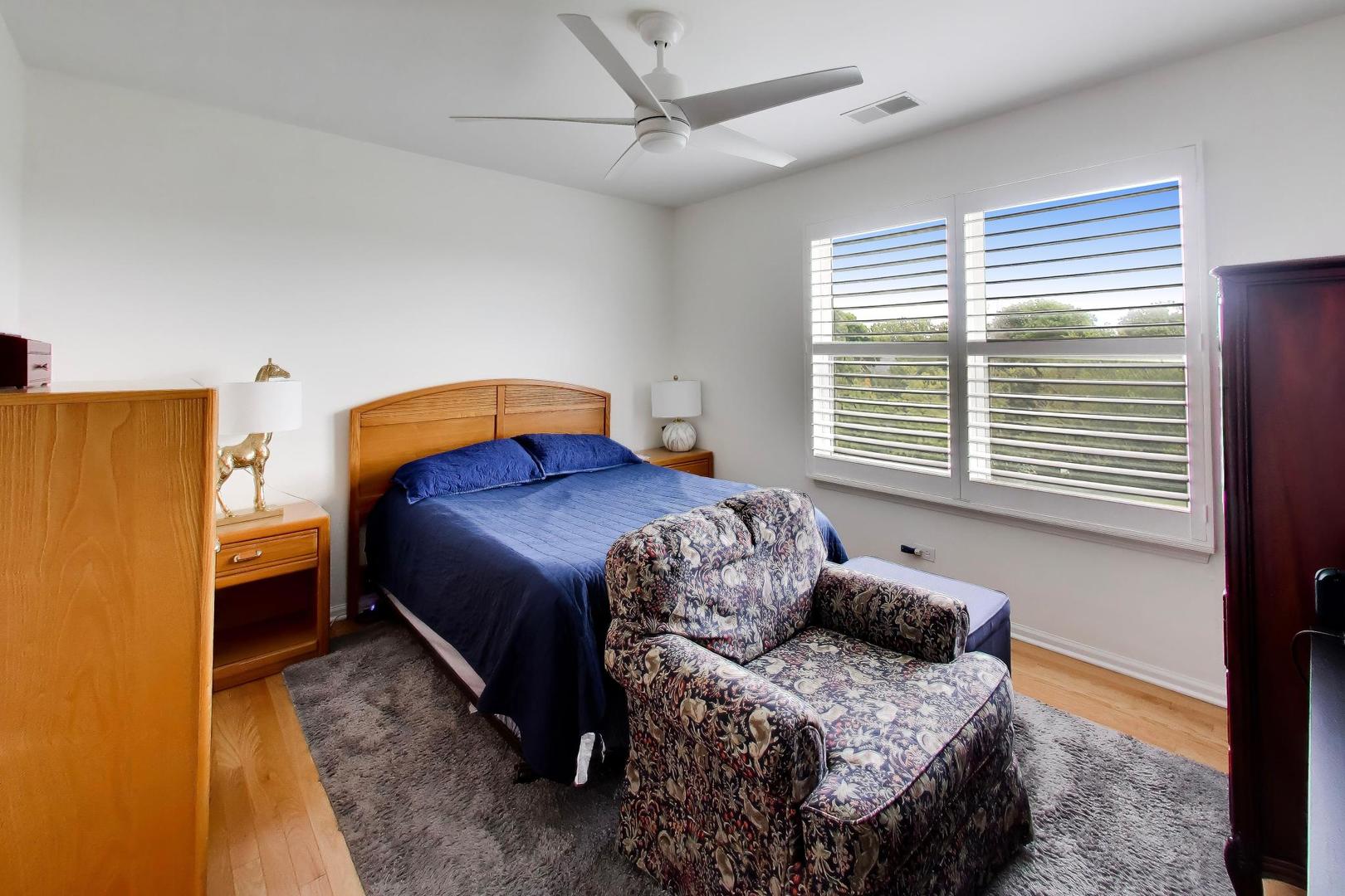 12755302 Property Photo 23