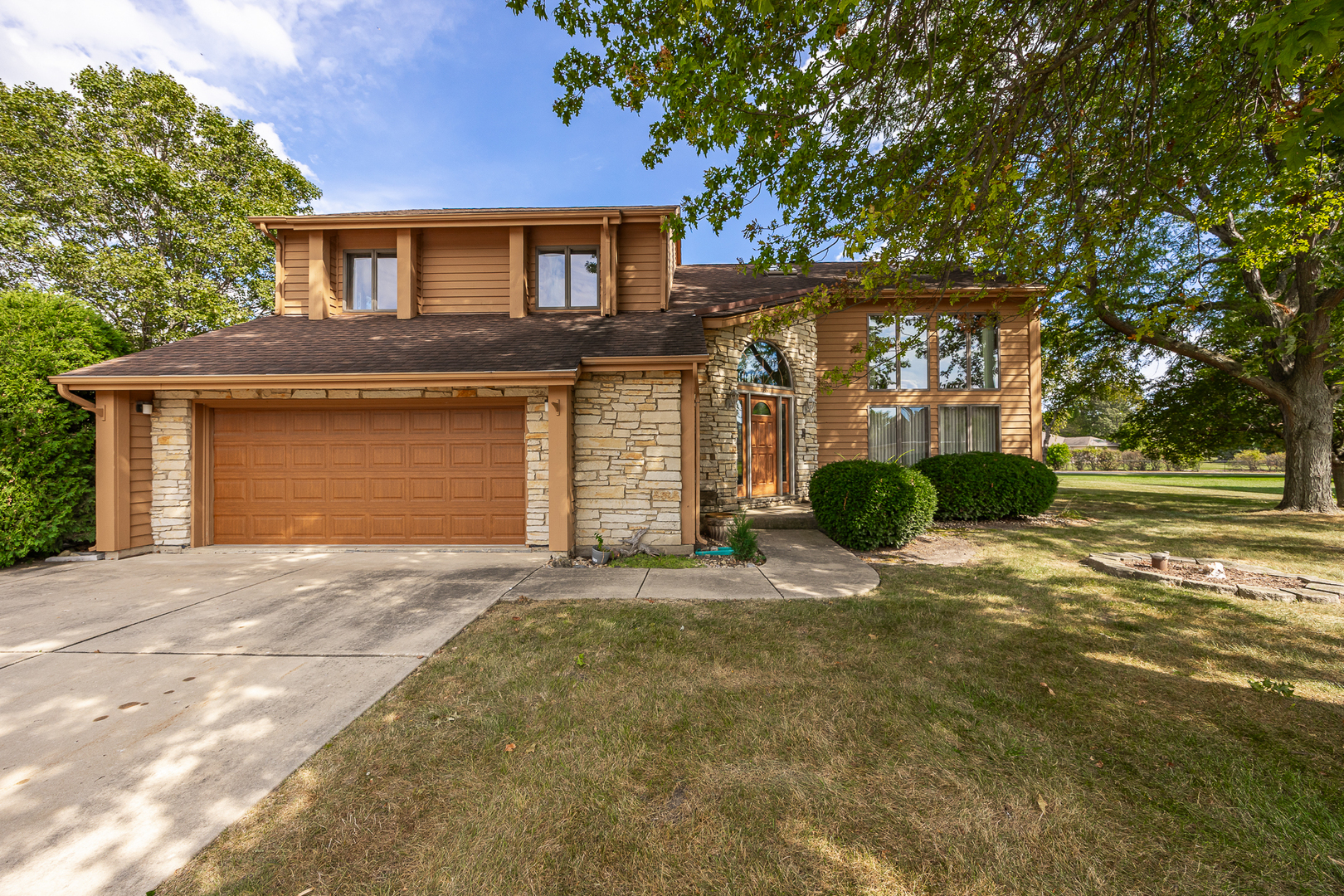 9s041 Stearman Drive Property Photo 2