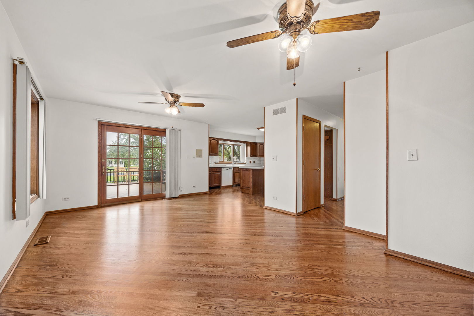 9s041 Stearman Drive Property Photo 12