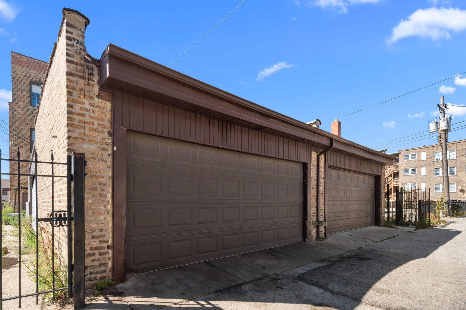 6431 N California Avenue Property Photo 41