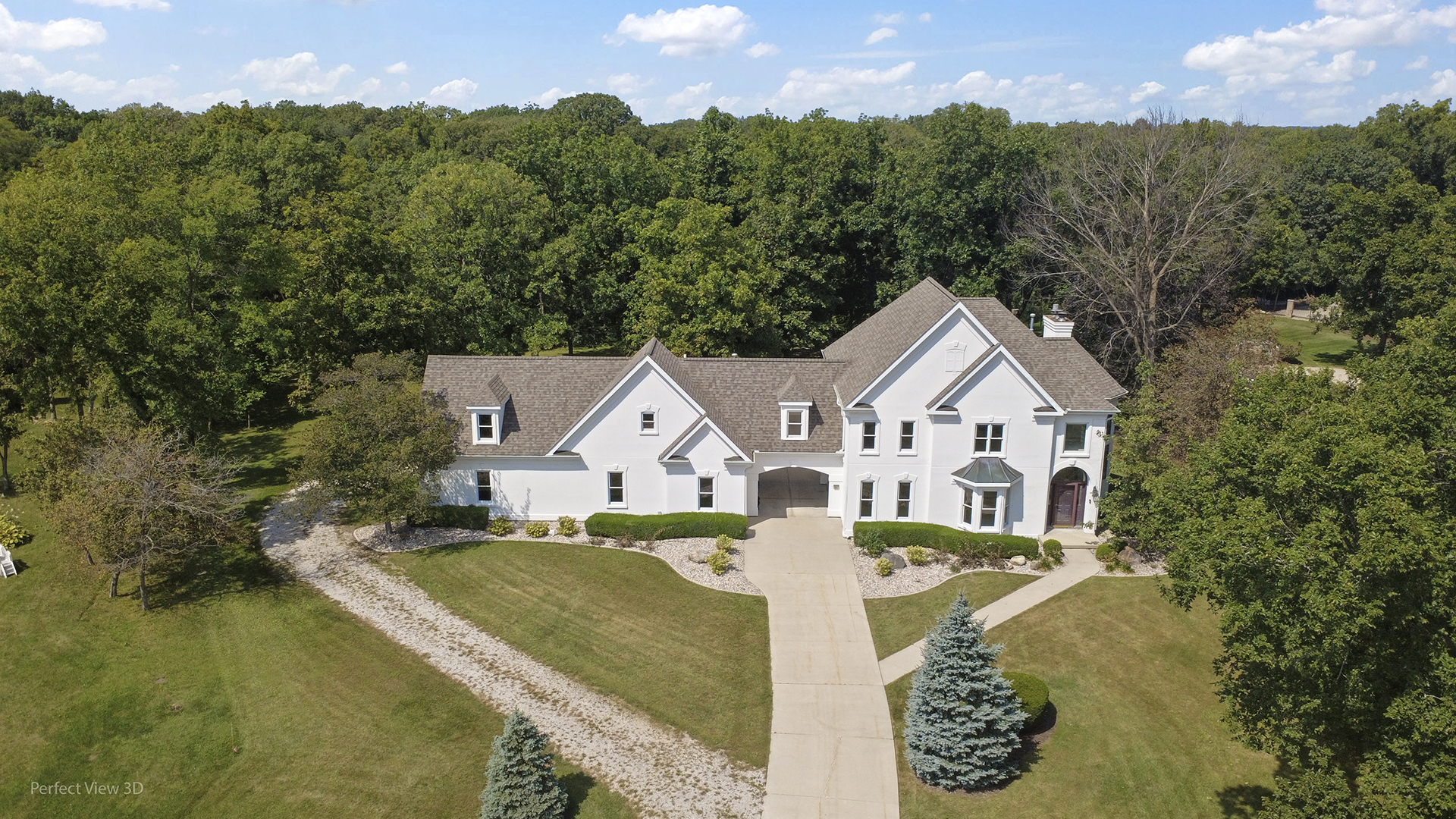 2027 Oak Forest Drive Property Photo 1
