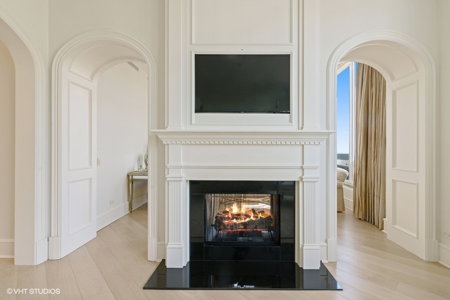 55 E Erie Street 5302 Property Photo 25