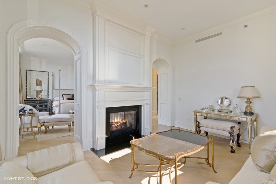 55 E Erie Street 5302 Property Photo 27