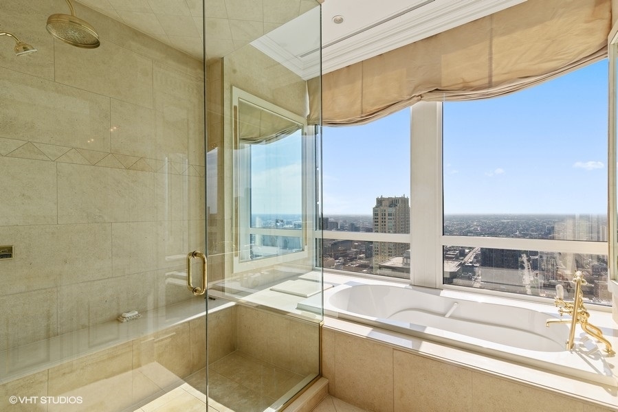 55 E Erie Street 5302 Property Photo 30