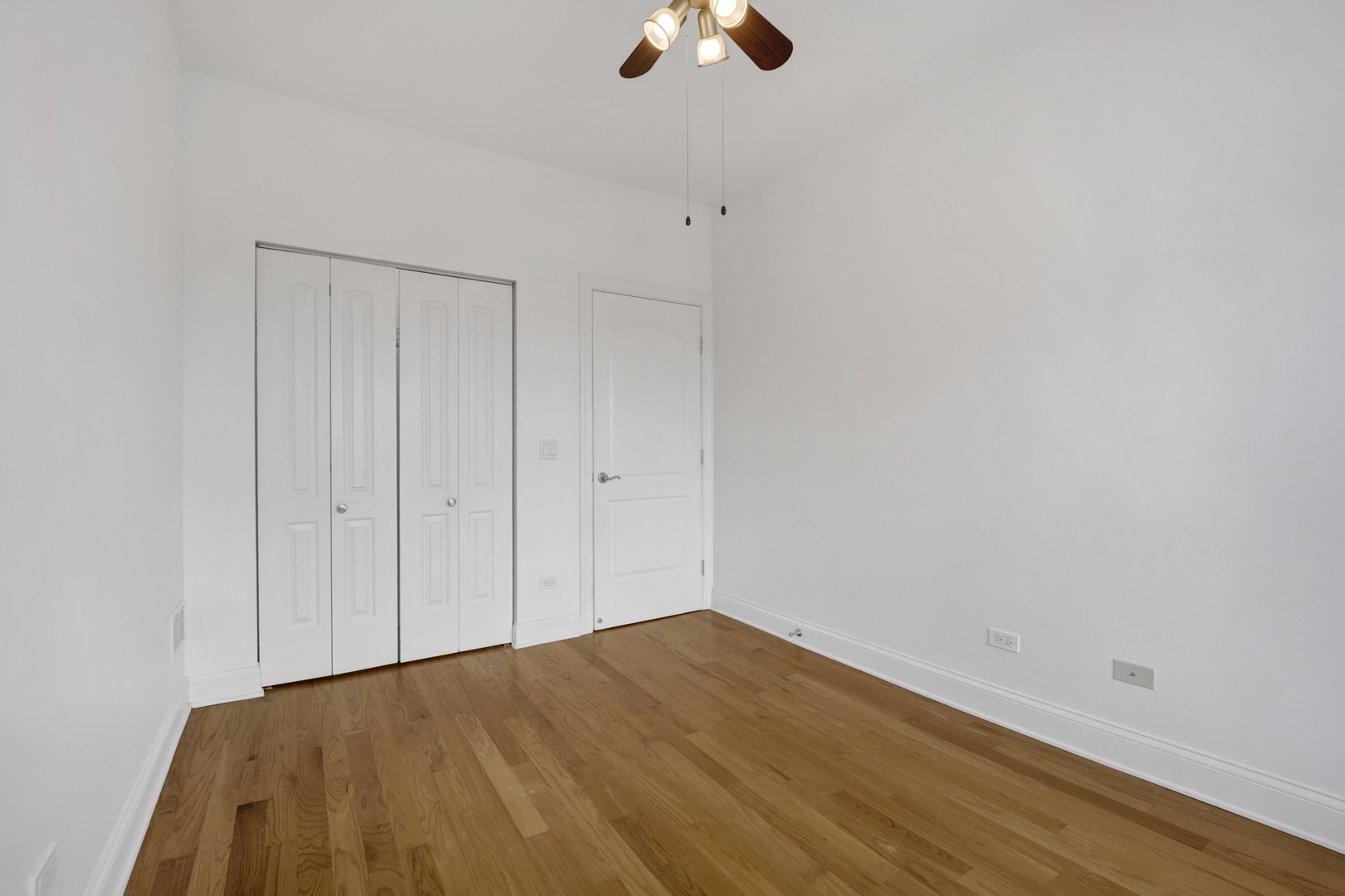 3408 W Sunnyside Avenue 3 Property Photo 13
