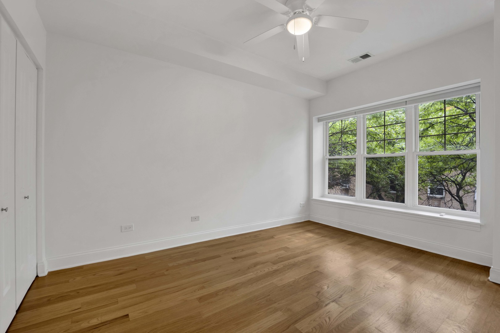 3408 W Sunnyside Avenue 3 Property Photo 14