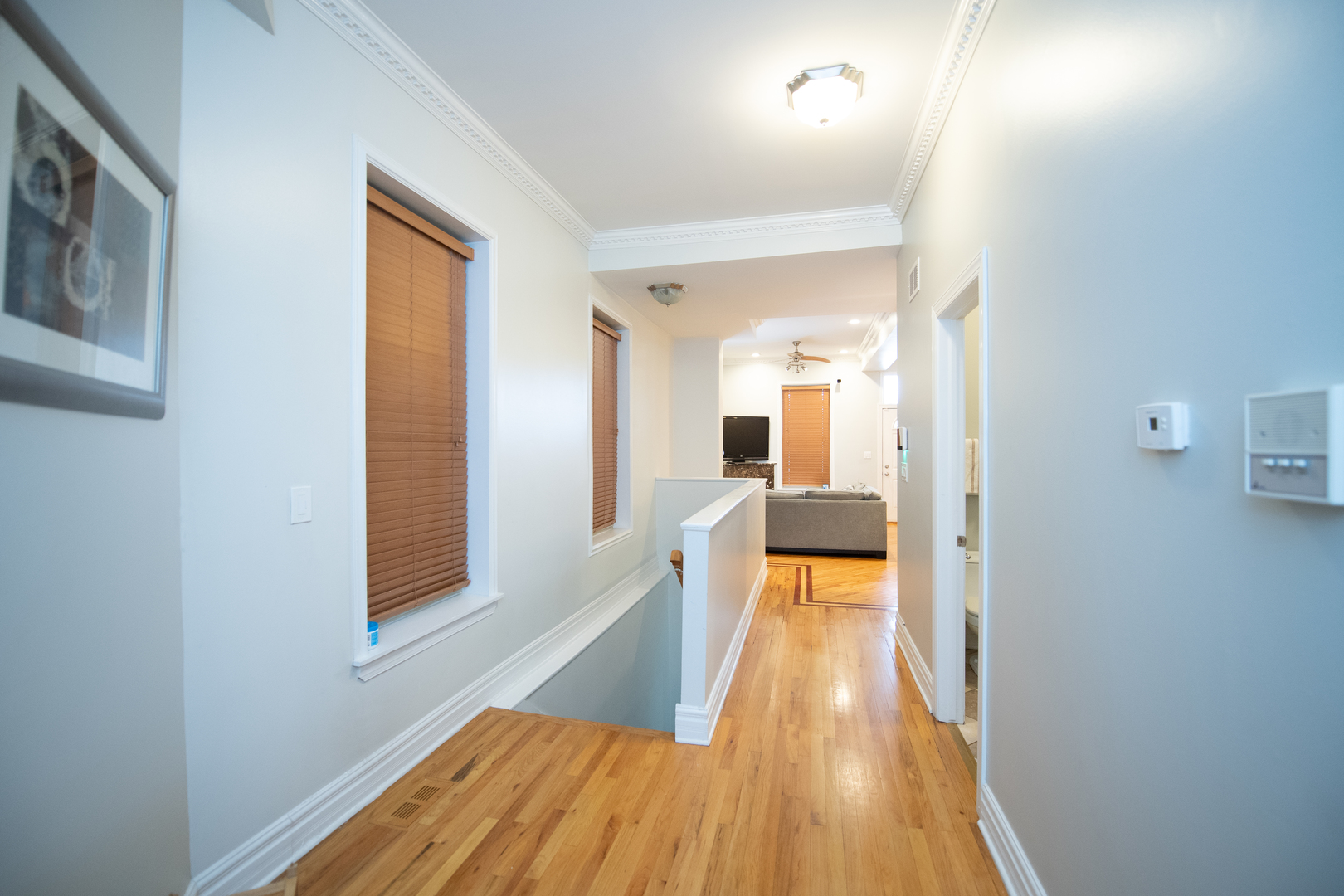 4852 S Prairie Avenue 1b Property Photo 4