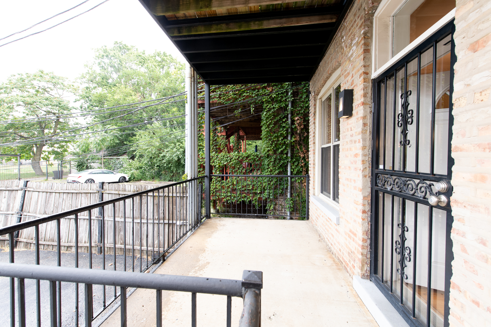 4852 S Prairie Avenue 1b Property Photo 11