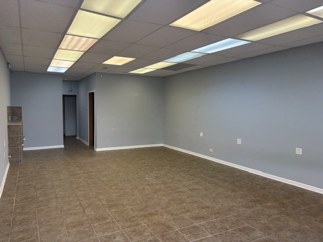 345 E North Avenue Property Photo 3