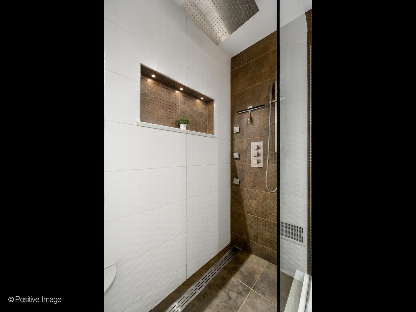 2727 Elder Lane Property Photo 12