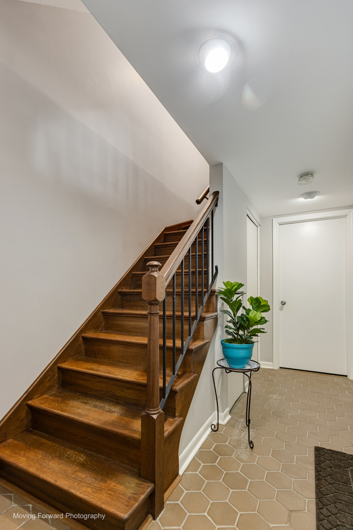2141 Greystone Place Property Photo 4