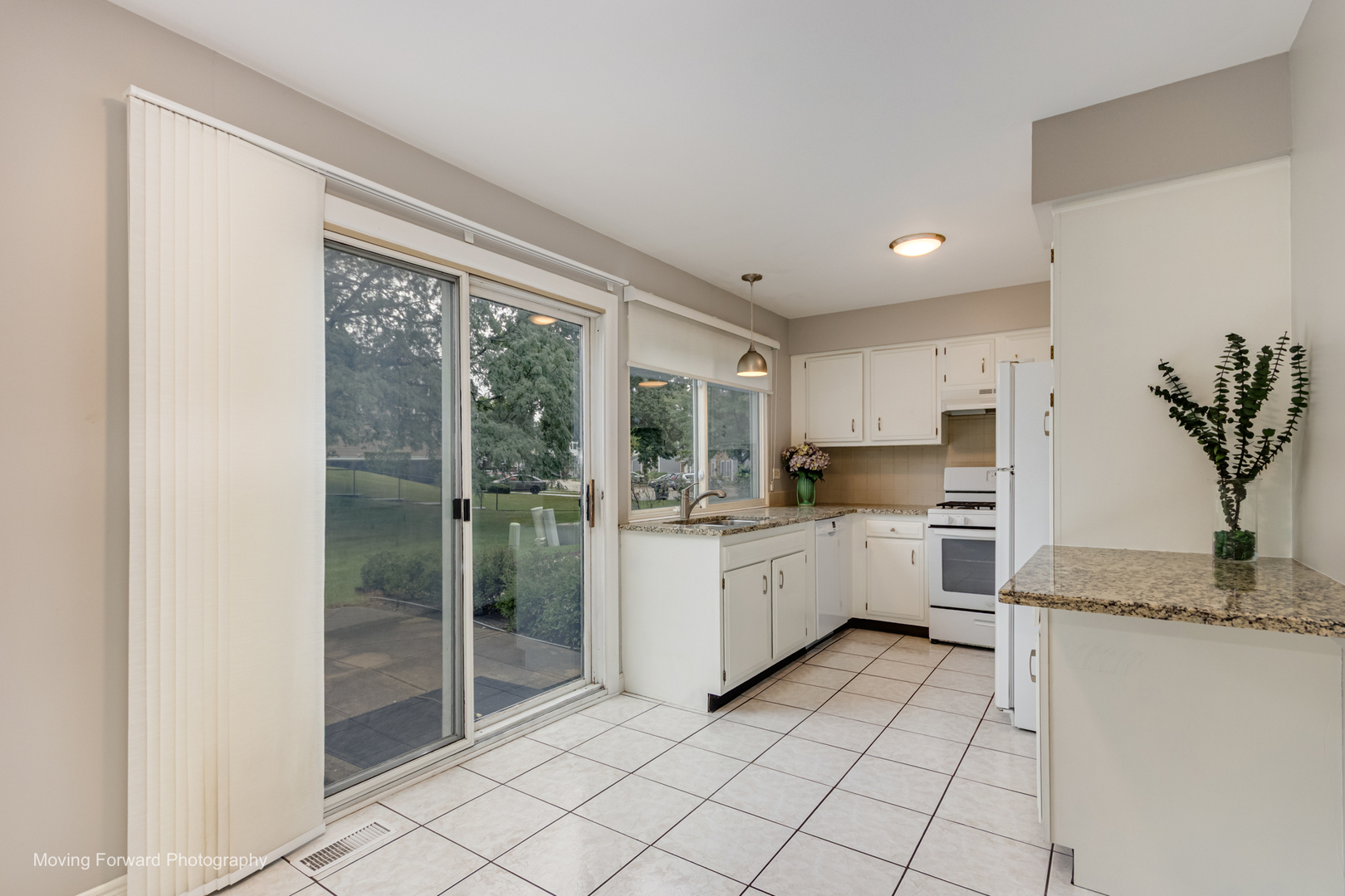 2141 Greystone Place Property Photo 14