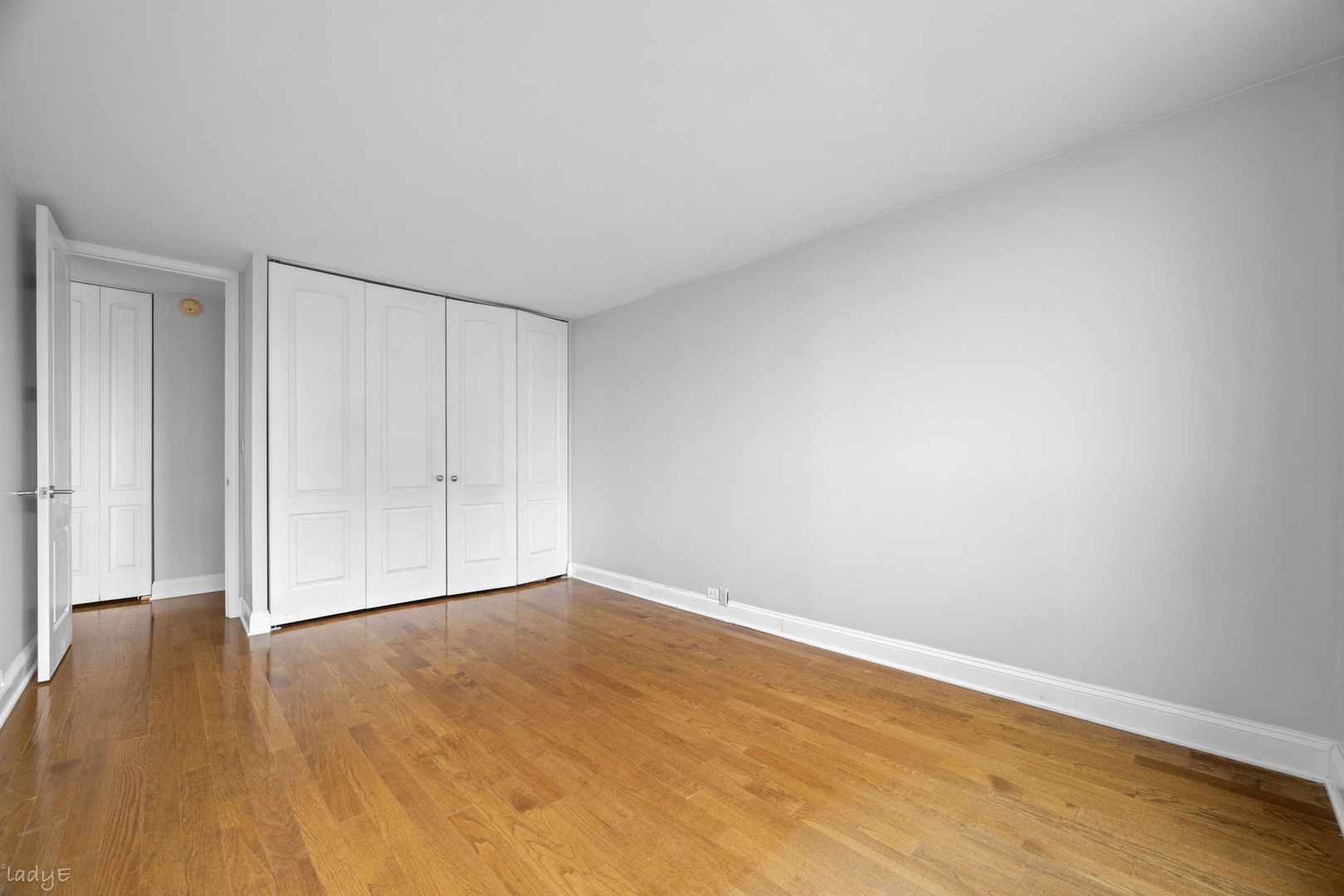 2020 N Lincoln Park West 24k Property Photo 18