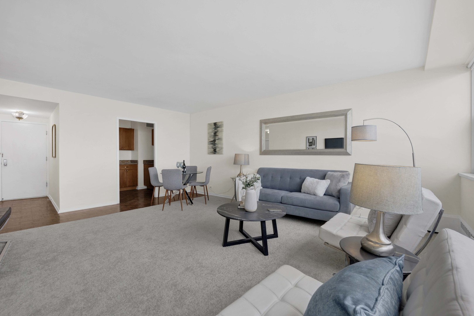 1150 N Lake Shore Drive 13c Property Photo 4