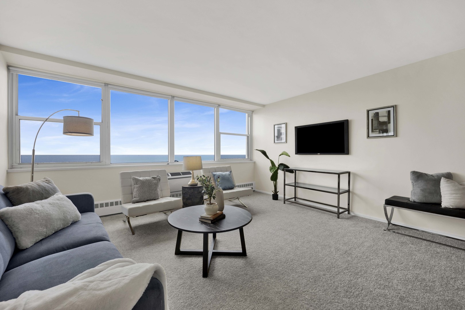 1150 N Lake Shore Drive 13c Property Photo 6