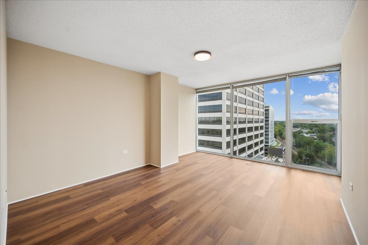 1580 Sherman Avenue Ph08 Property Photo 15