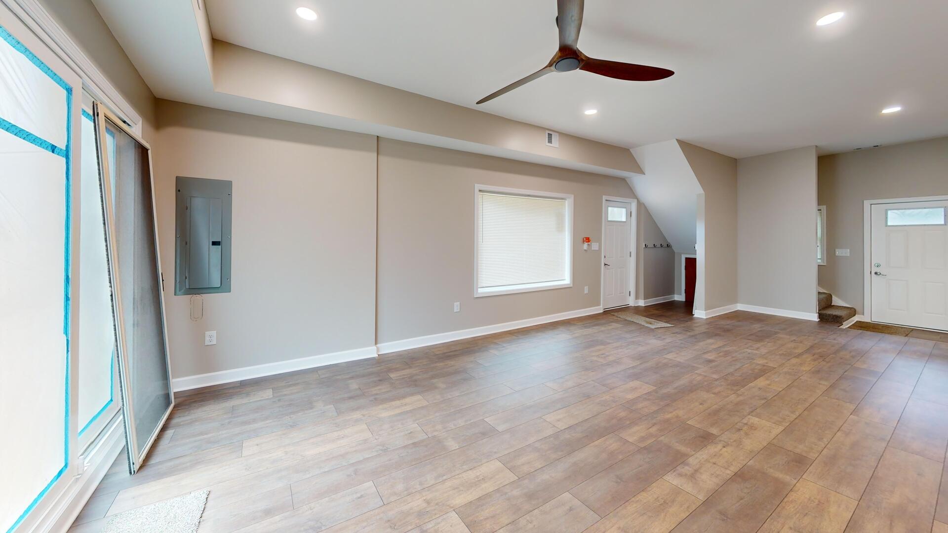 12 N Adams Street Property Photo 12