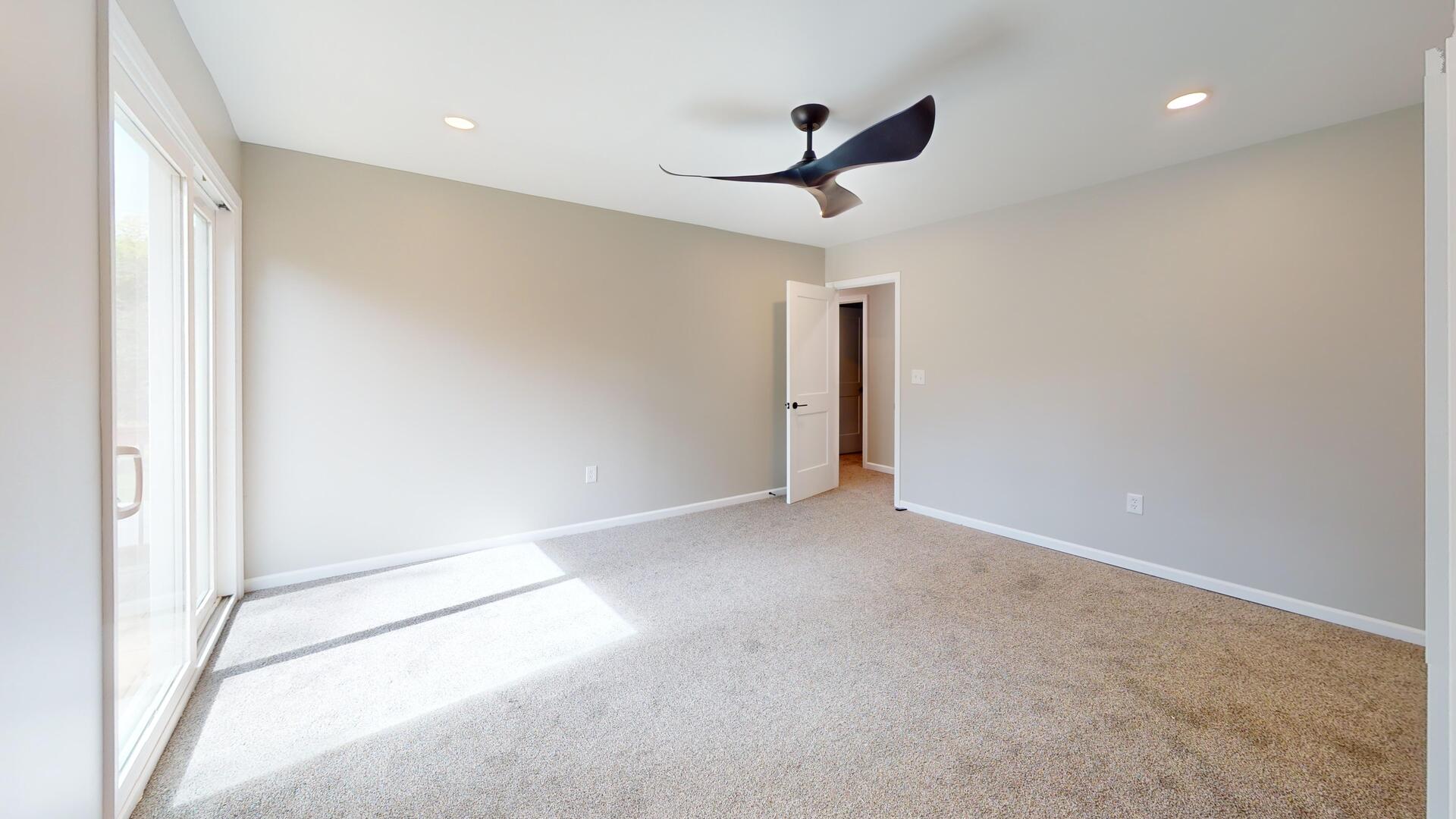 12 N Adams Street Property Photo 25