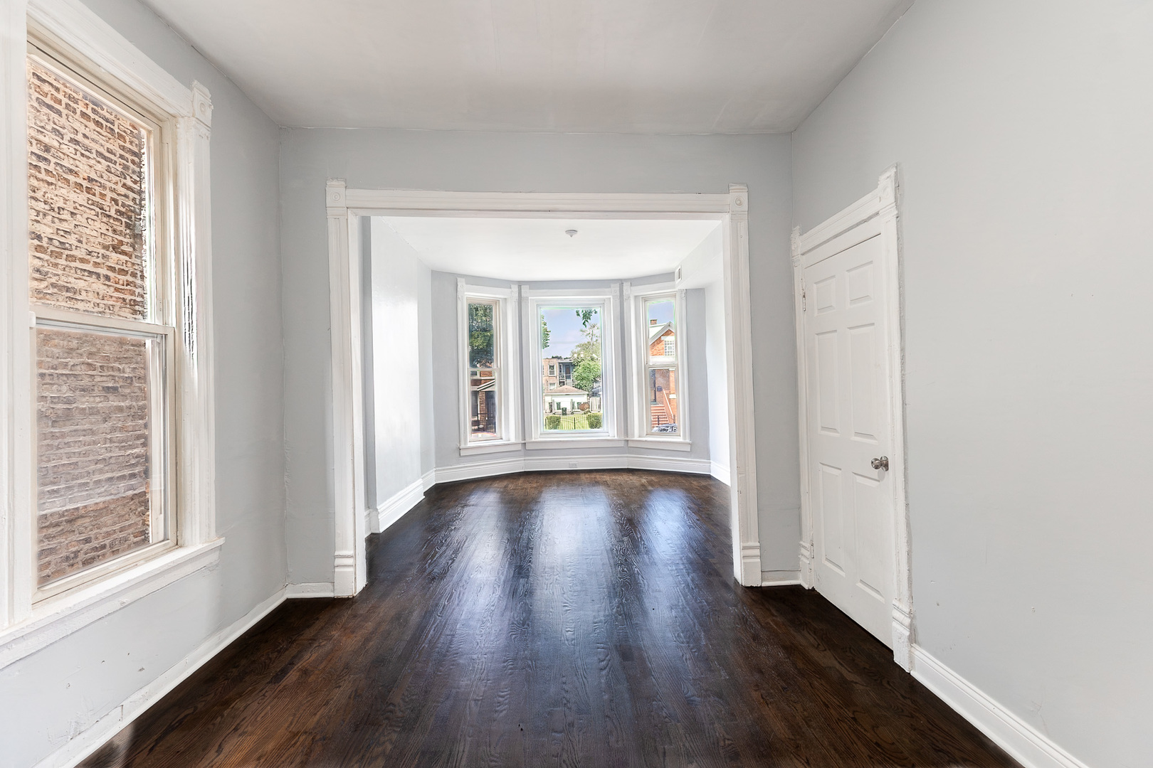 1913 S Troy Street Property Photo 20