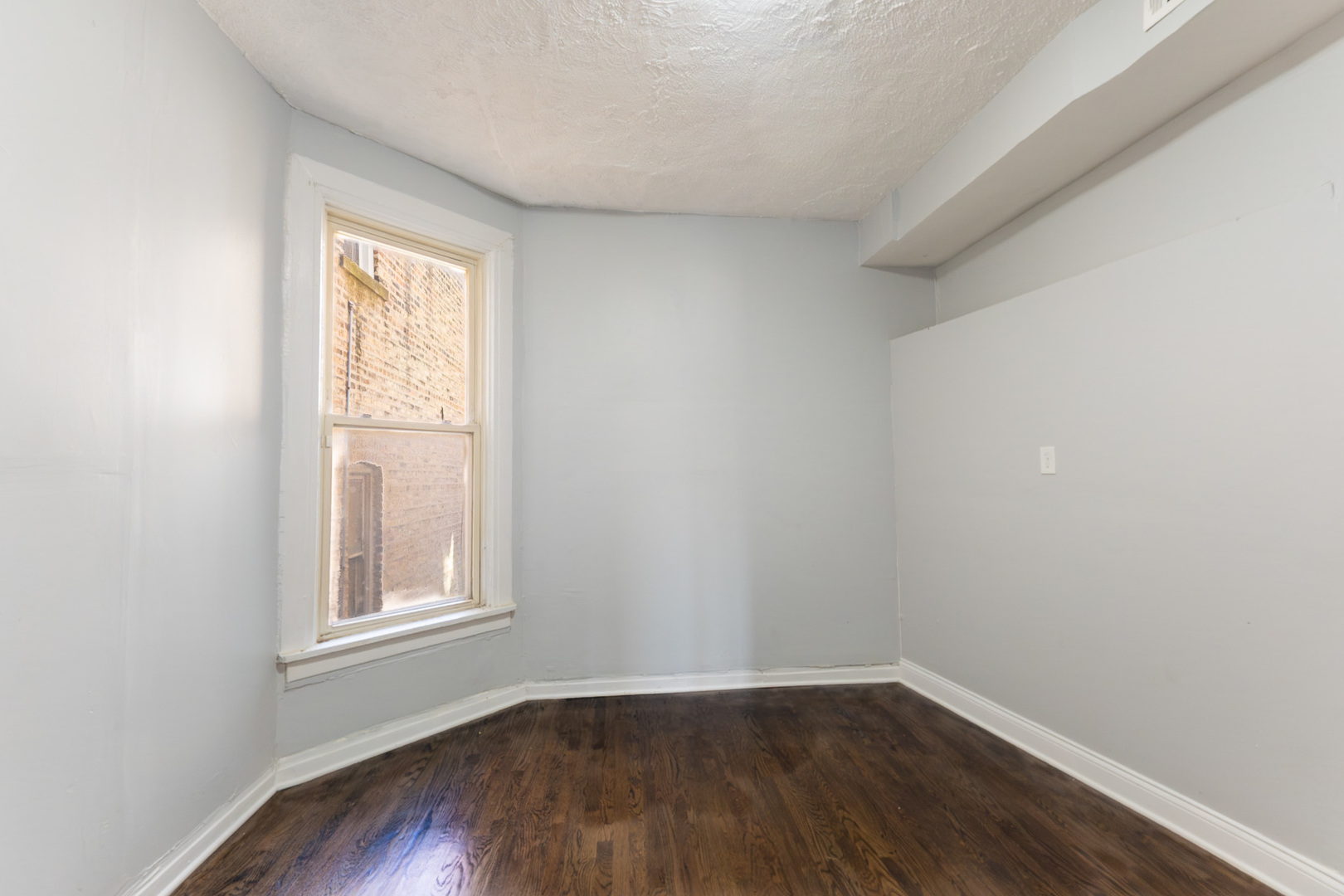 1913 S Troy Street Property Photo 24
