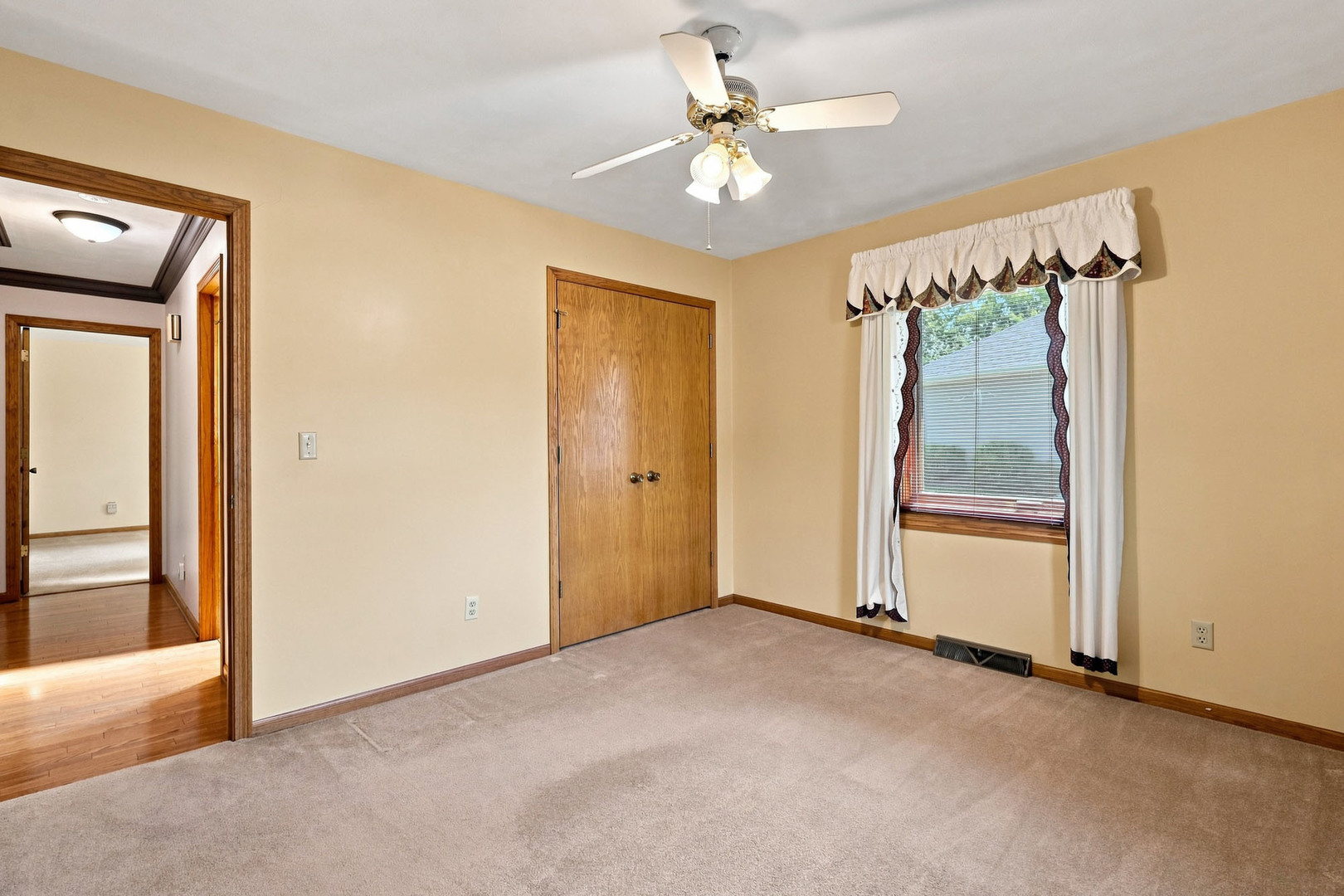 830 Oriole Court Property Photo 32