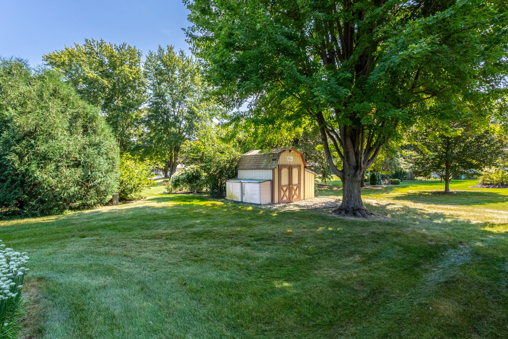 830 Oriole Court Property Photo 47