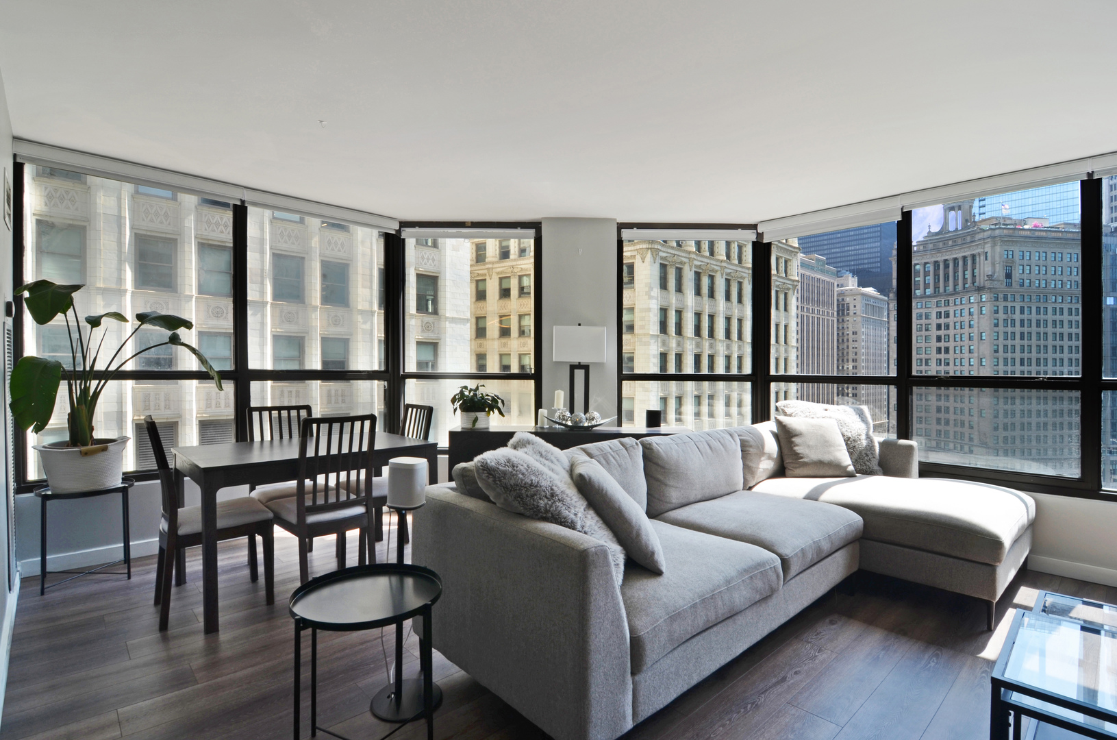 405 N Wabash Avenue 1111 Property Photo 4