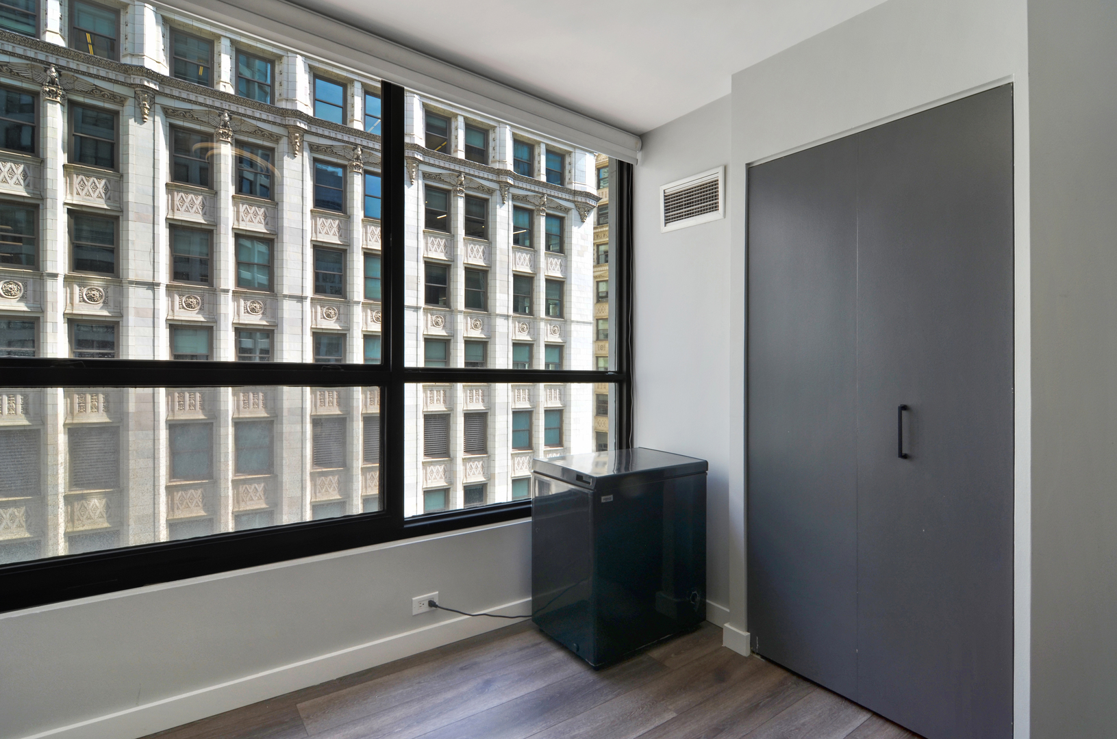 405 N Wabash Avenue 1111 Property Photo 19