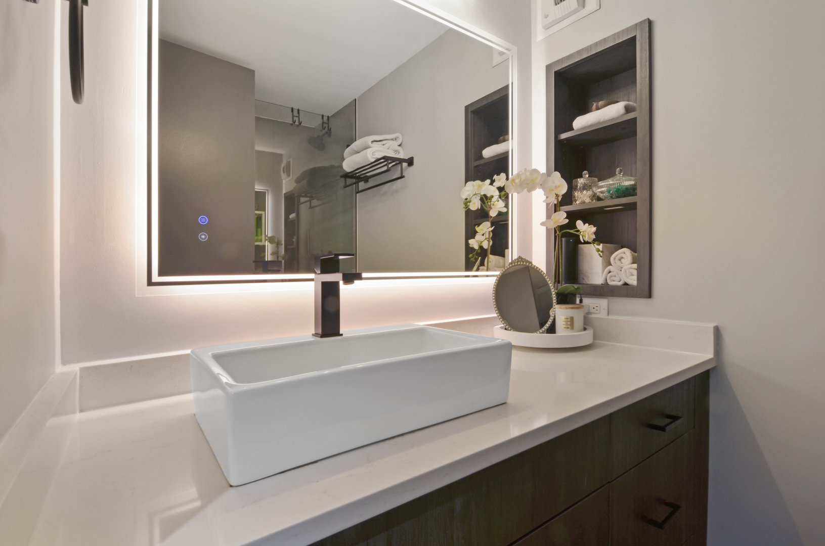 405 N Wabash Avenue 1111 Property Photo 21