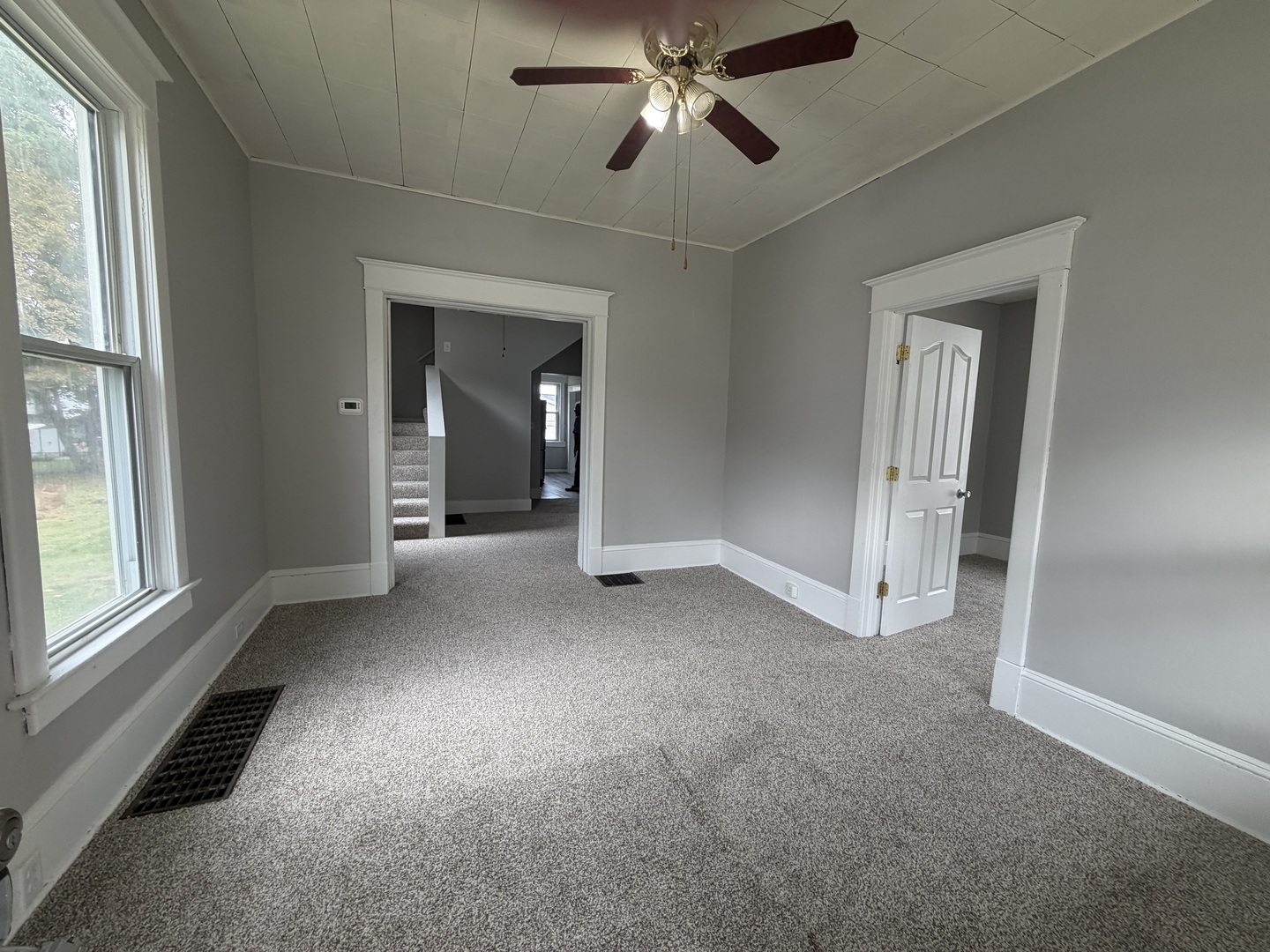 603 W Oakland Avenue Property Photo 7