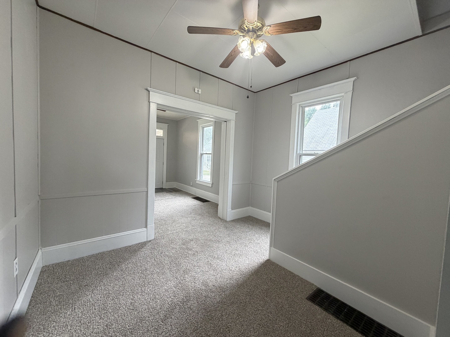 603 W Oakland Avenue Property Photo 11