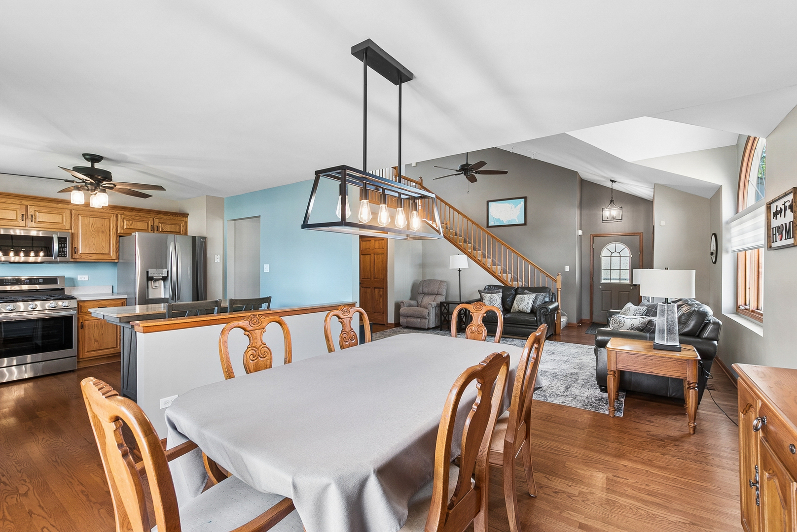 532 Lisson Property Photo 8