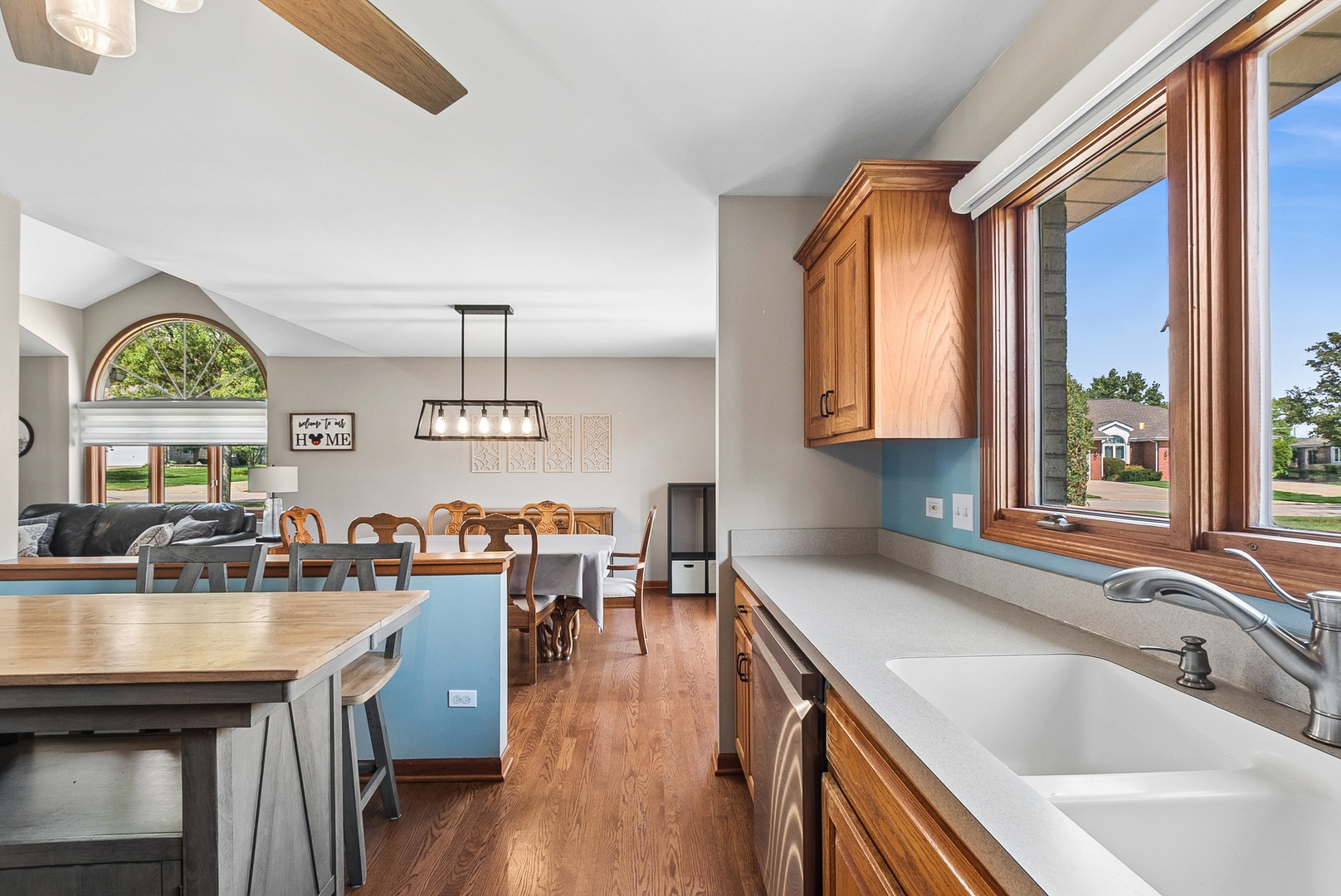 532 Lisson Property Photo 10